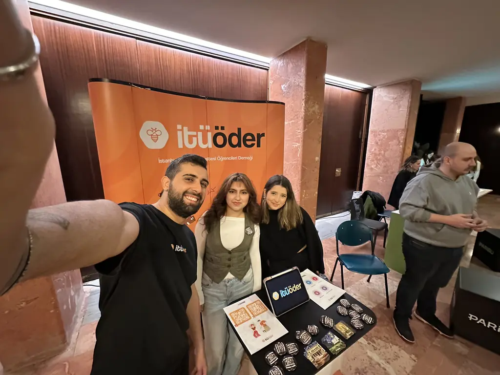 itüöder topluluğundan bir an